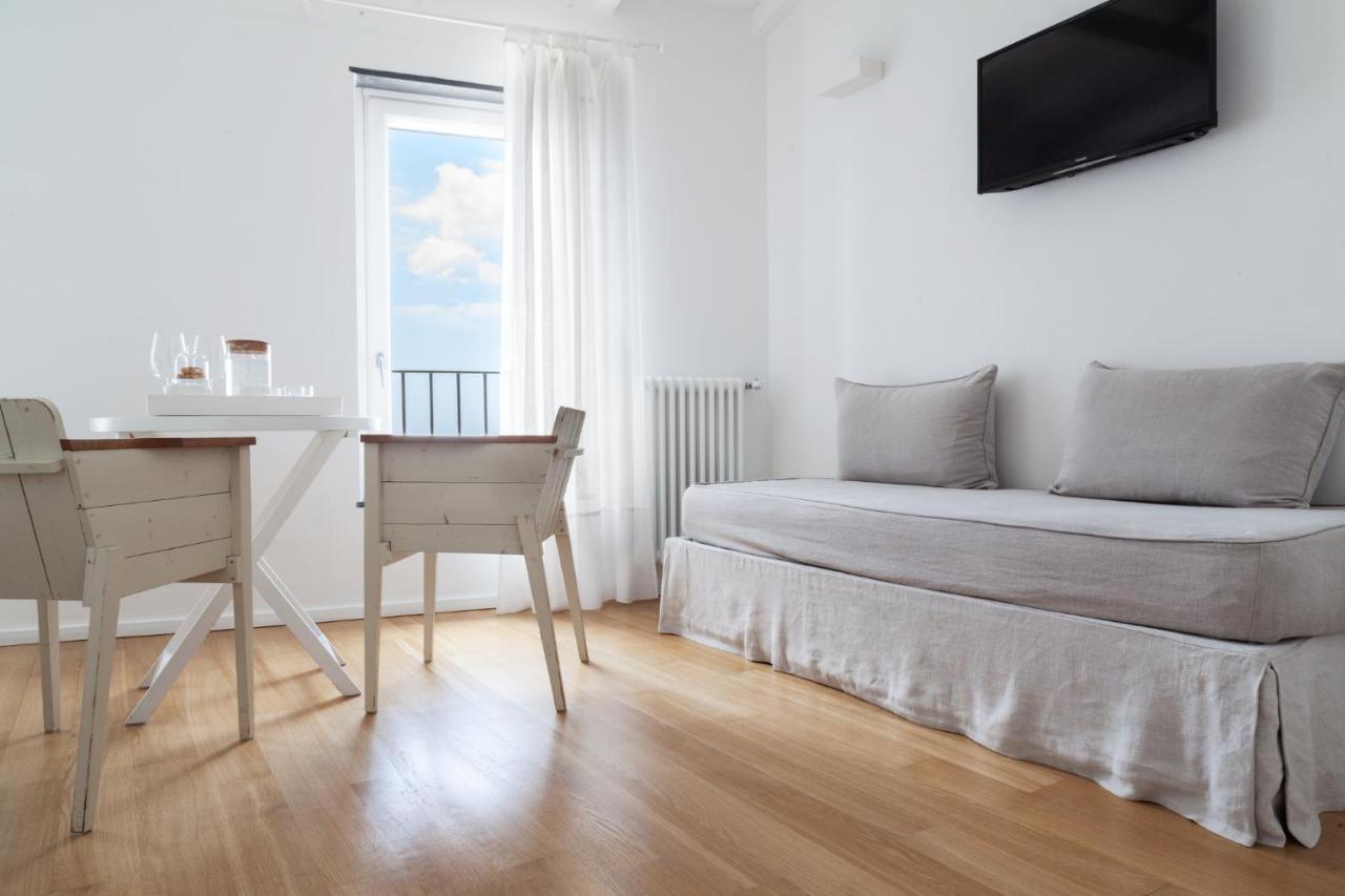 La Mala - Camere Di Charme Vernazza Eksteriør bilde